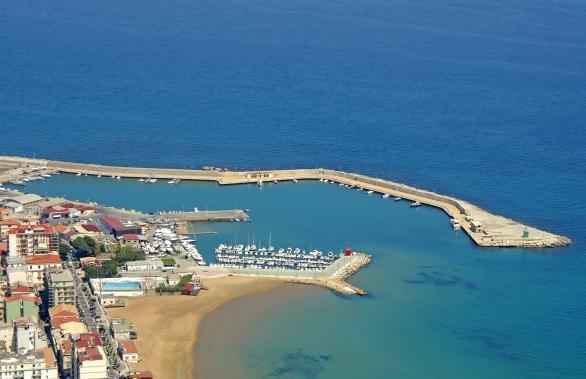 Crotone-Porto